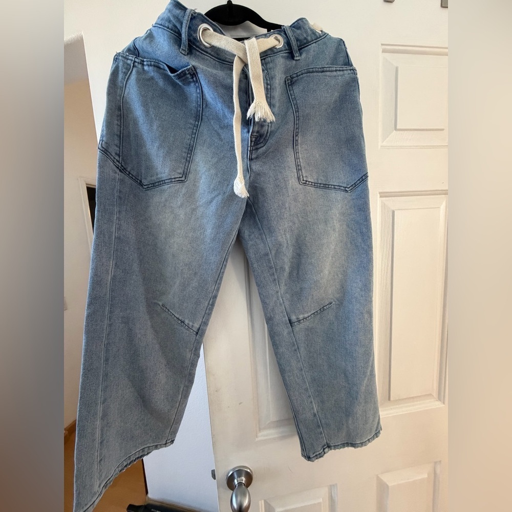 Vigoss Women's Sky Blue Ankle Jeans - Picture 3 of 4